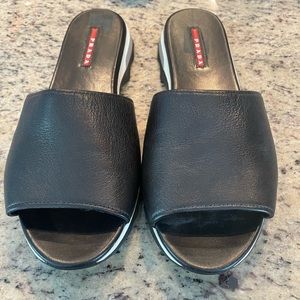 Prada slides women worn once